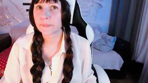 Katie online show from 07-21-26, 05:59