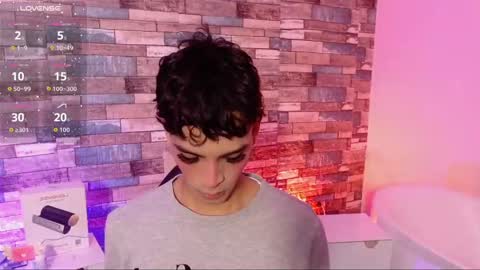 LIHIAN online show from 10-03-25, 12:24