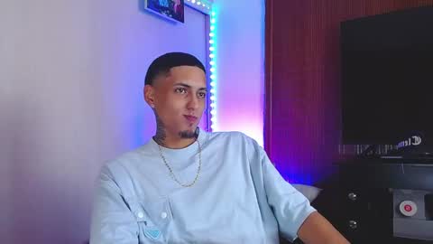 Daniel online show from 11-28-25, 03:14