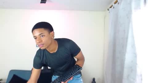 Liam online show from 02-06-26, 08:45