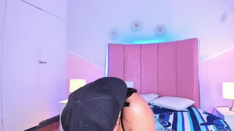 liiam_smith_ online show from 09-22-25, 12:29