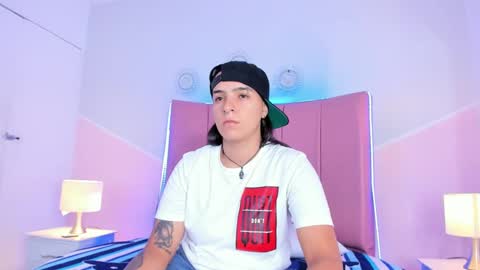 liiam_smith_ online show from 09-27-25, 01:05