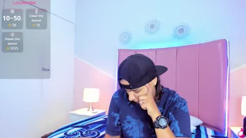 liiam_smith_ online show from 11-07-25, 02:06