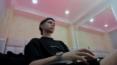 Snapshot of liiamhudson_ chatting on 02-16-25, 10:21 L I I A M online show from 02-16-25, 10:21