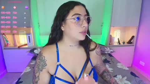         online show from 01-12-25, 03:03