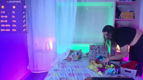         online show from 02-21-25, 11:44