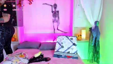         online show from 10-14-25, 11:55