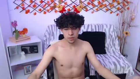 Snapshot of liil_boy chatting on 12-03-25, 12:14 Lil Boy- online show from 12-03-25, 12:14