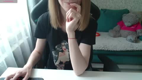 Snapshot of liissax chatting on 06-05-26, 03:51 Liissax online show from 06-05-26, 03:51