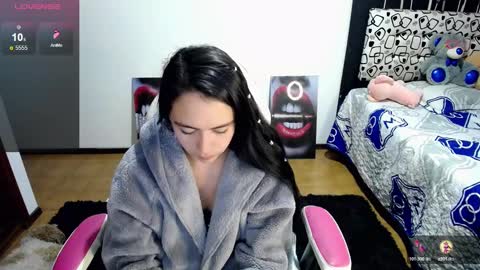 Snapshot of lika_little3 chatting on 01-30-25, 11:11 Liika  online show from 01-30-25, 11:11