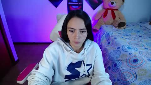 Liika  online show from 11-15-25, 03:37