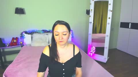 Snapshot of likaa_likaa chatting on 12-12-24, 08:57 Lika online show from 12-12-24, 08:57