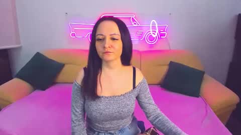 Snapshot of likaa_likaa chatting on 12-18-24, 08:42 Lika online show from 12-18-24, 08:42