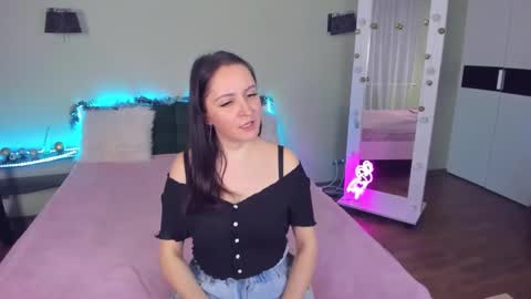 Snapshot of likaa_likaa chatting on 01-16-25, 04:28 Lika online show from 01-16-25, 04:28