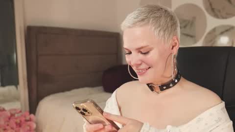 likaaberry online show from 09-16-25, 05:03