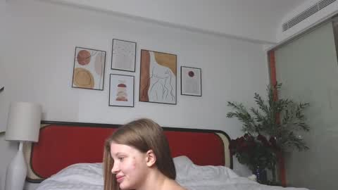 Call me Anna online show from 03-10-25, 03:01