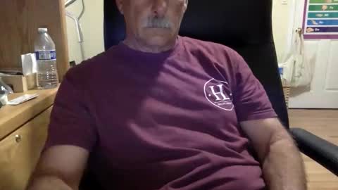 Snapshot of likefhot chatting on 03-12-26, 01:28 likefhot online show from 03-12-26, 01:28