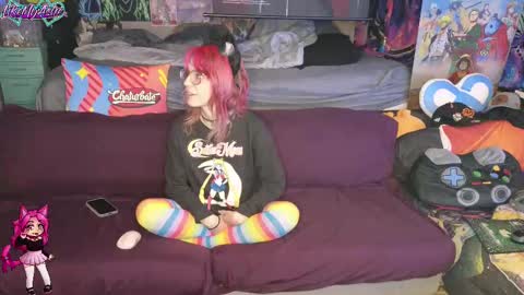 LikeMyAshe online show from 09-19-25, 08:16