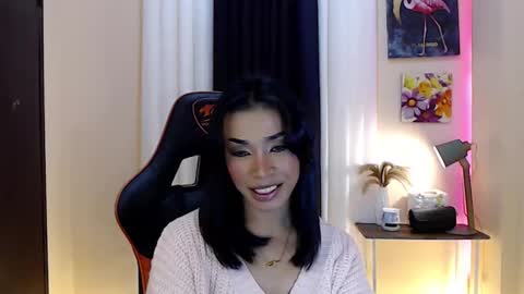 Snapshot of likliklicklengleng chatting on 03-05-26, 10:33 Leng online show from 03-05-26, 10:33