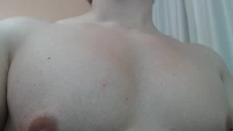 Snapshot of likwidator84 chatting on 05-15-26, 11:01 Maximus online show from 05-15-26, 11:01