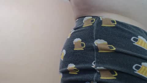 Snapshot of likwidator84 chatting on 05-17-26, 01:03 Maximus online show from 05-17-26, 01:03
