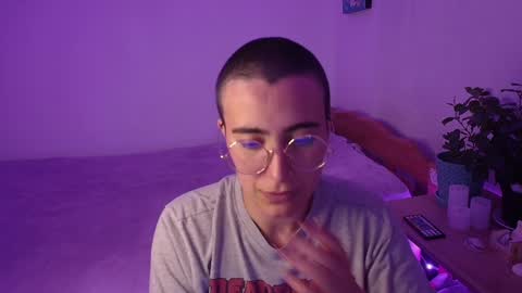 im MIA  -- MY OF is catsito3 online show from 01-11-25, 07:17