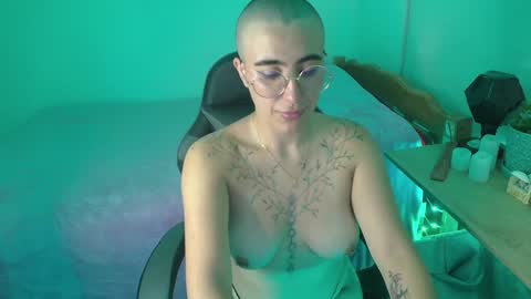 im MIA  -- MY OF is catsito3 online show from 01-29-25, 01:27