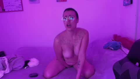 im MIA  -- MY OF is catsito3 online show from 03-09-25, 09:57