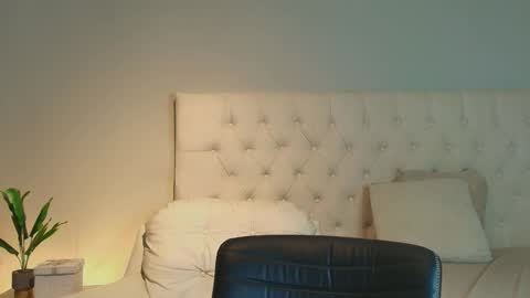 lil online show from 02-05-26, 07:18