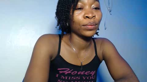 lil_baddie0 online show from 02-25-26, 08:07