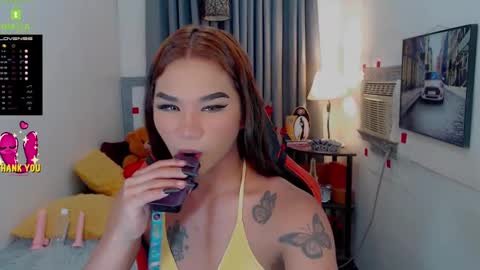 Snapshot of lil_fantacy chatting on 12-19-24, 09:28 LILY online show from 12-19-24, 09:28