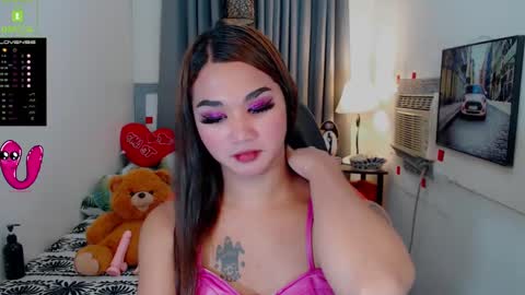 Snapshot of lil_fantacy chatting on 02-10-25, 01:55 LILY online show from 02-10-25, 01:55