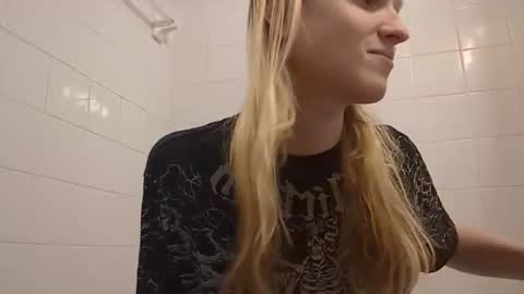 lil gemmie online show from 01-18-26, 04:00