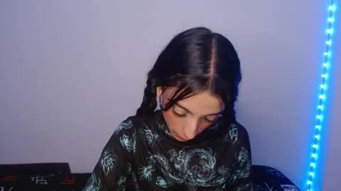 Lisaa online show from 02-27-25, 08:28