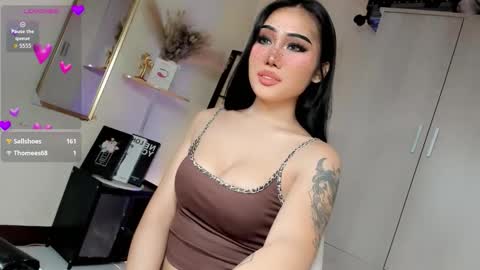 Snapshot of lil_m1ss_silly chatting on 10-04-25, 10:52 Miss Lily online show from 10-04-25, 10:52