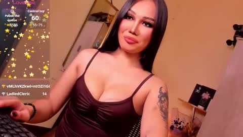 Snapshot of lil_m1ss_silly chatting on 01-09-26, 09:05 Miss Lily online show from 01-09-26, 09:05