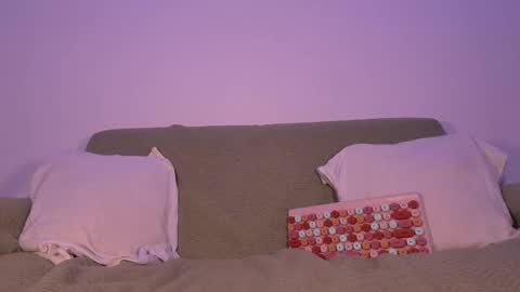 Snapshot of lil_muh chatting on 11-06-25, 12:33 Lilmuh online show from 11-06-25, 12:33