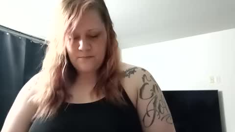 lil_nelli8 online show from 02-12-26, 07:47