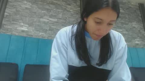 Snapshot of lil_rose2006 chatting on 10-04-25, 12:14 lil_rose2006 online show from 10-04-25, 12:14