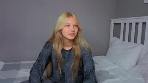 Emma online show from 10-13-25, 09:42