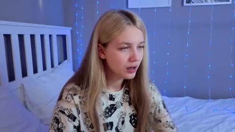 Emma online show from 01-15-26, 09:03