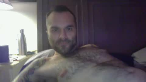 Snapshot of lil_tea_break_6996 chatting on 12-07-24, 05:04 t online show from 12-07-24, 05:04