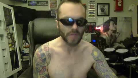 Snapshot of lil_tea_break_6996 chatting on 02-14-25, 07:59 t online show from 02-14-25, 07:59