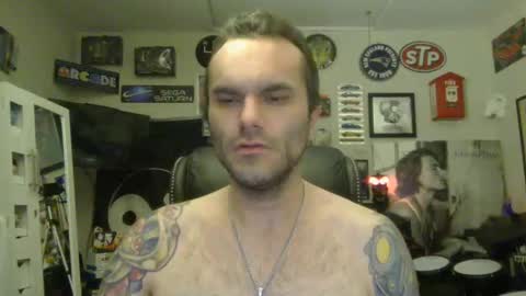 Snapshot of lil_tea_break_6996 chatting on 03-10-25, 09:21 t online show from 03-10-25, 09:21