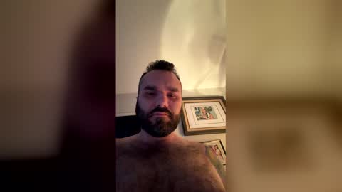 Snapshot of lil_tea_break_6996 chatting on 03-08-26, 02:26 t online show from 03-08-26, 02:26