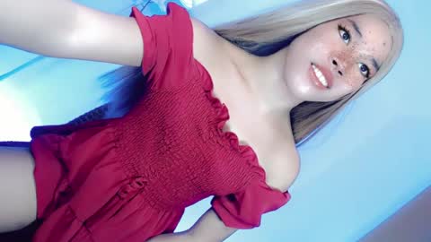 lil_trixxy online show from 08-02-26, 04:33