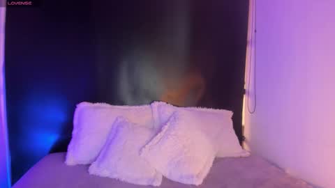 Snapshot of lila_cox chatting on 09-20-25, 12:06 lila_cox online show from 09-20-25, 12:06