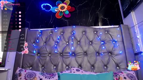 Snapshot of lila_gummy_ chatting on 12-17-24, 03:17 online show from 12-17-24, 03:17