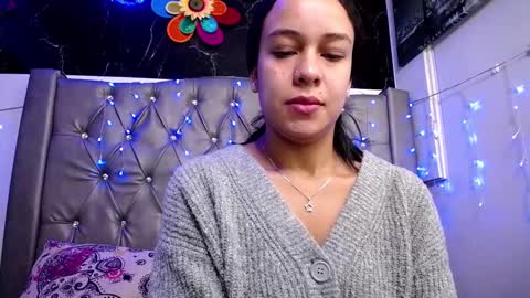 Snapshot of lila_gummy_ chatting on 02-15-25, 02:22 online show from 02-15-25, 02:22