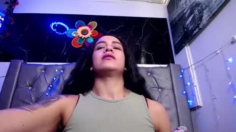 Snapshot of lila_gummy_ chatting on 02-19-25, 02:34 online show from 02-19-25, 02:34